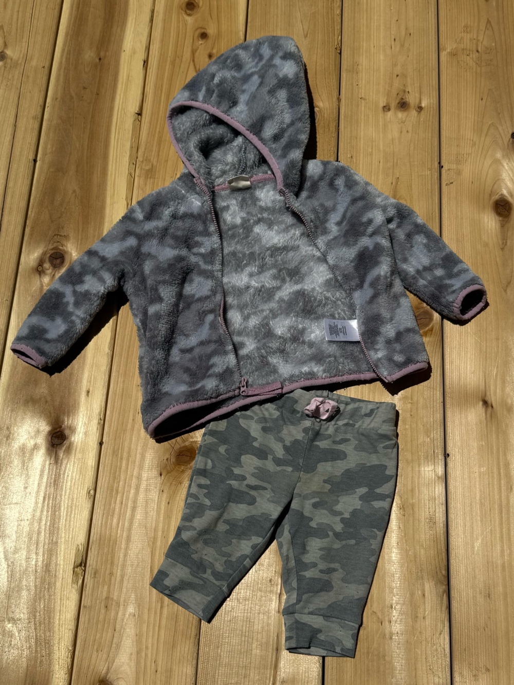 Toddler Gray Camo Fleece Hoodie & Jogger Set - Cozy Matching Outfit
